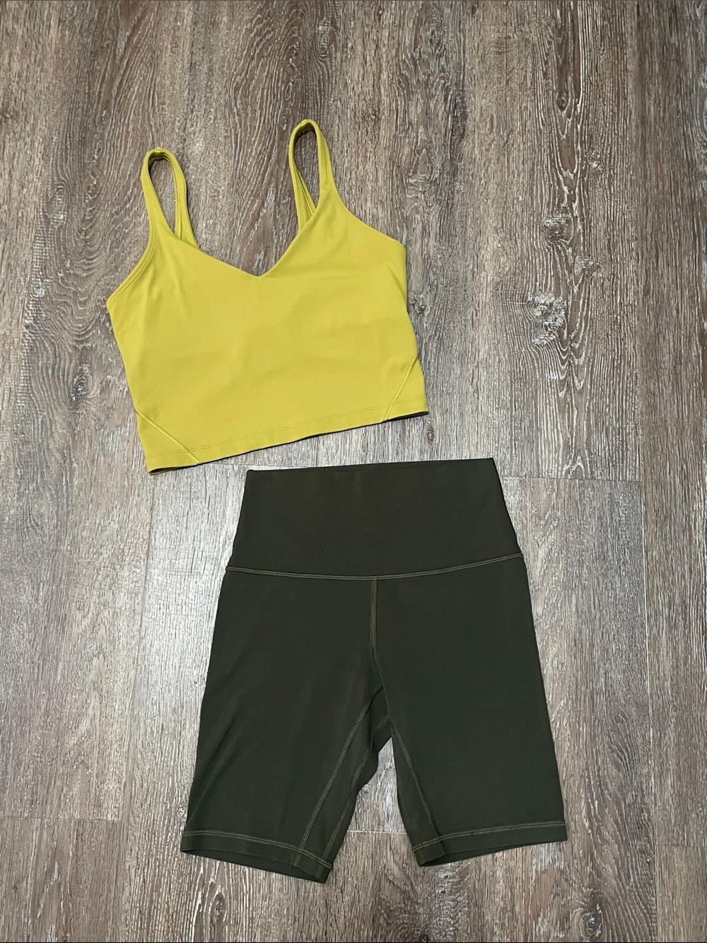 GUC Lululemon Align Workout Set. Size Top 6/Bottom 4